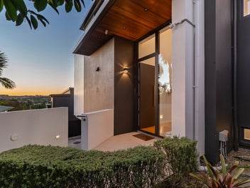 8C William Souter Street, Forrest Hill, Auckland