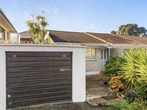 2/23 Tawa Road, Onehunga, Auckland