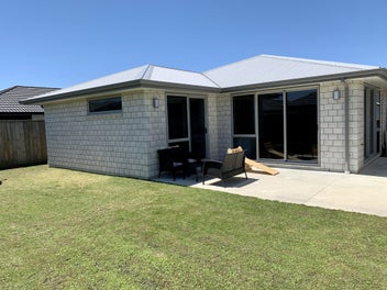 33 Te Wharo Drive, Papamoa