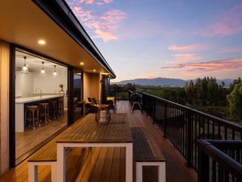 6 Lake View Place, Blenheim