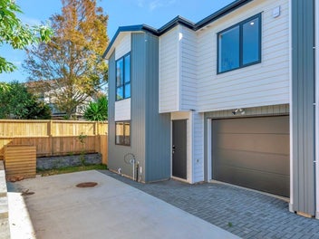 13D Southview Place, Wattle Downs, Auckland