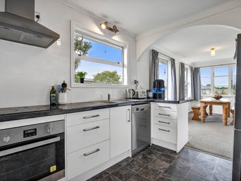 151 Portia Street, Stratford, Stratford