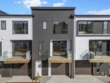 24C Wayne Drive, Mangere, Auckland