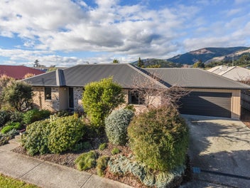 45 Cambelldon Crescent, Stoke, Nelson
