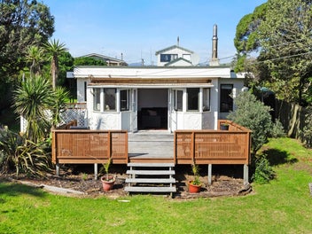 36 Dixie Street, Te Horo Beach