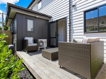 39C Waddell Avenue, Point England, Auckland