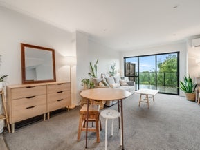 10/14 Ruakiwi Road, Hamilton Lake, Hamilton