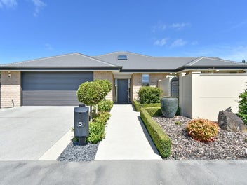 5 Orewa Close, Parklands, Christchurch