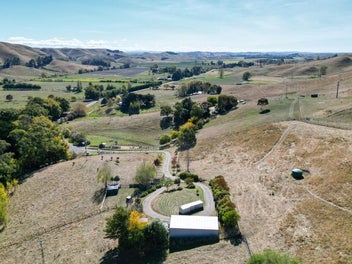 727 Valley Road, Raukawa