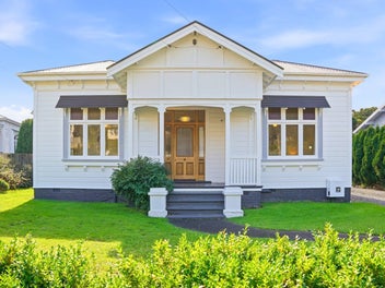 80 Great North Road, Saint Johns Hill, Whanganui