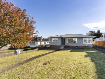 21 Taupo Street, Green Bay, Auckland