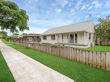 41 Paterson Avenue West, Pukekohe
