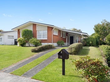 46 Hooker Avenue, Chedworth, Hamilton