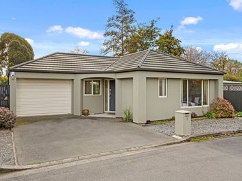 2 Woodfield Lane, Redwood, Christchurch