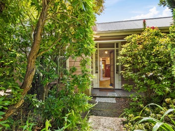 709 Highgate, Maori Hill, Dunedin