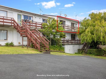 8/16 Knight Avenue, Mount Albert, Auckland
