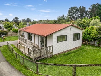49 Leinster Avenue, Raumati South, Paraparaumu
