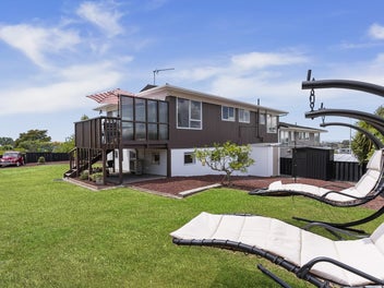 2/119 Glamorgan Drive, Torbay, Auckland