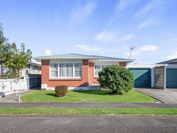 38 Karaka Crescent, Levin, Levin