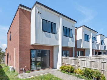 2 Aumarire Lane, Favona, Auckland