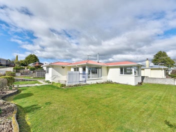 1 Kiwi Street, East Gore, Gore
