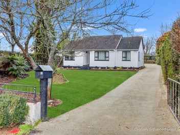 9 Falstaff Street, Stratford