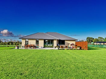 83 Watt Road, Otatara, Invercargill