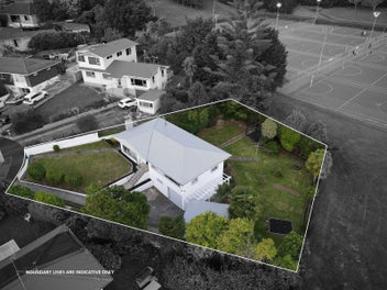 1 Kingsway Crescent, Forest Lake, Hamilton