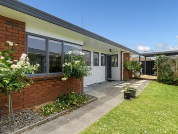 46 Seaview Road, Otumoetai, Tauranga