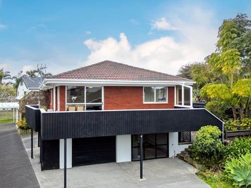 1/36 Halberg Street, Glenfield, Auckland
