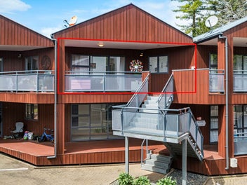 21/3 The Avenue, Albany, Auckland