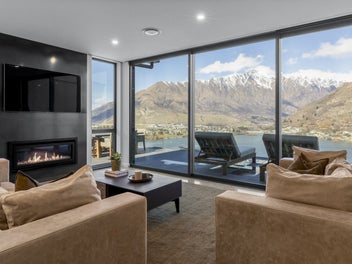 4 Lynch Lane, Queenstown Hill, Queenstown
