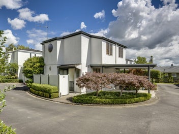 2/14 Greenwood ROAD, HAVELOCK NORTH, HAVELOCK NORTH