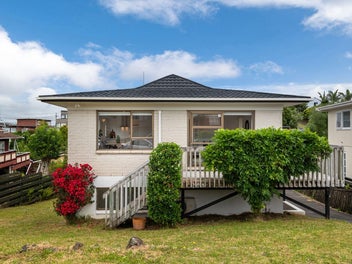 1/27 Knightsbridge Drive, Forrest Hill, Auckland