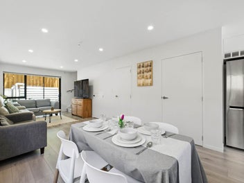 7/67 Royal View Road, Te Atatu South, Auckland