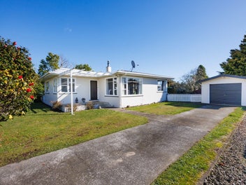 24 Kent Crescent, Awapuni, Palmerston North