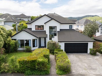 4 Waverton Terrace, Churton Park, Wellington