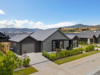 18 Magnum Drive, Cromwell, Cromwell