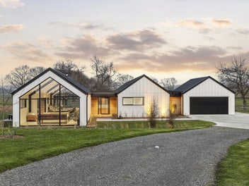 3072 Cambridge Road, Rotoorangi, Cambridge