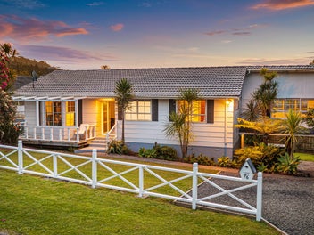 76 Wirihana Road, Titirangi, Auckland