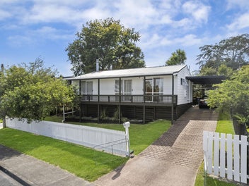 1 Pomelo Road, Te Atatu South, Auckland