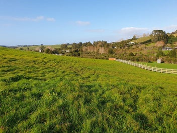 3 James Joseph Lane, Matakana