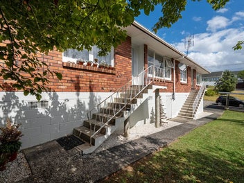2/27 Sydney Street, Hauraki, Auckland