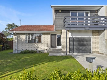 2/8 Applewood Place, Casebrook, Christchurch