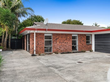 2/22 Beaumaris Way, Conifer Grove, Takanini