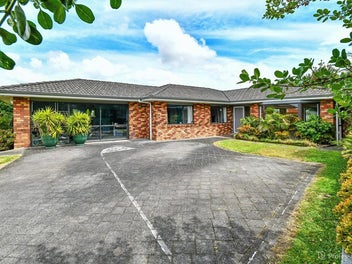 35 Calluna Crescent, Totara Heights, Auckland