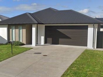 41 Kahuparere Crescent, Pyes Pa, Tauranga