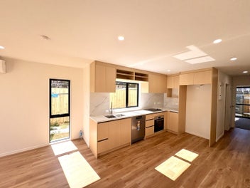 3 Albert Road, Manukau, Auckland