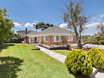 2 Locke Avenue, Mount Roskill, Auckland