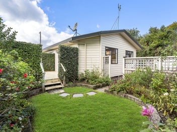 20A Moa Road, Point Chevalier, Auckland